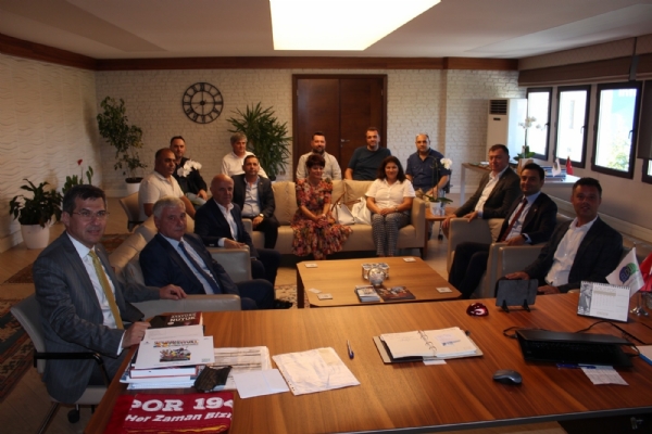 Besuch von Çorlu TSO und Bulgaria Stara Zagora TSO beim Bürgermeister von Çorlu, Ahmet Sarıkurt