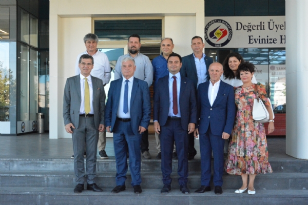 Besuch in unserer Kammer aus Bulgarien: Oleg Stolov, Prsident des NB Stara Zagora, und Mitglieder des Vorstands